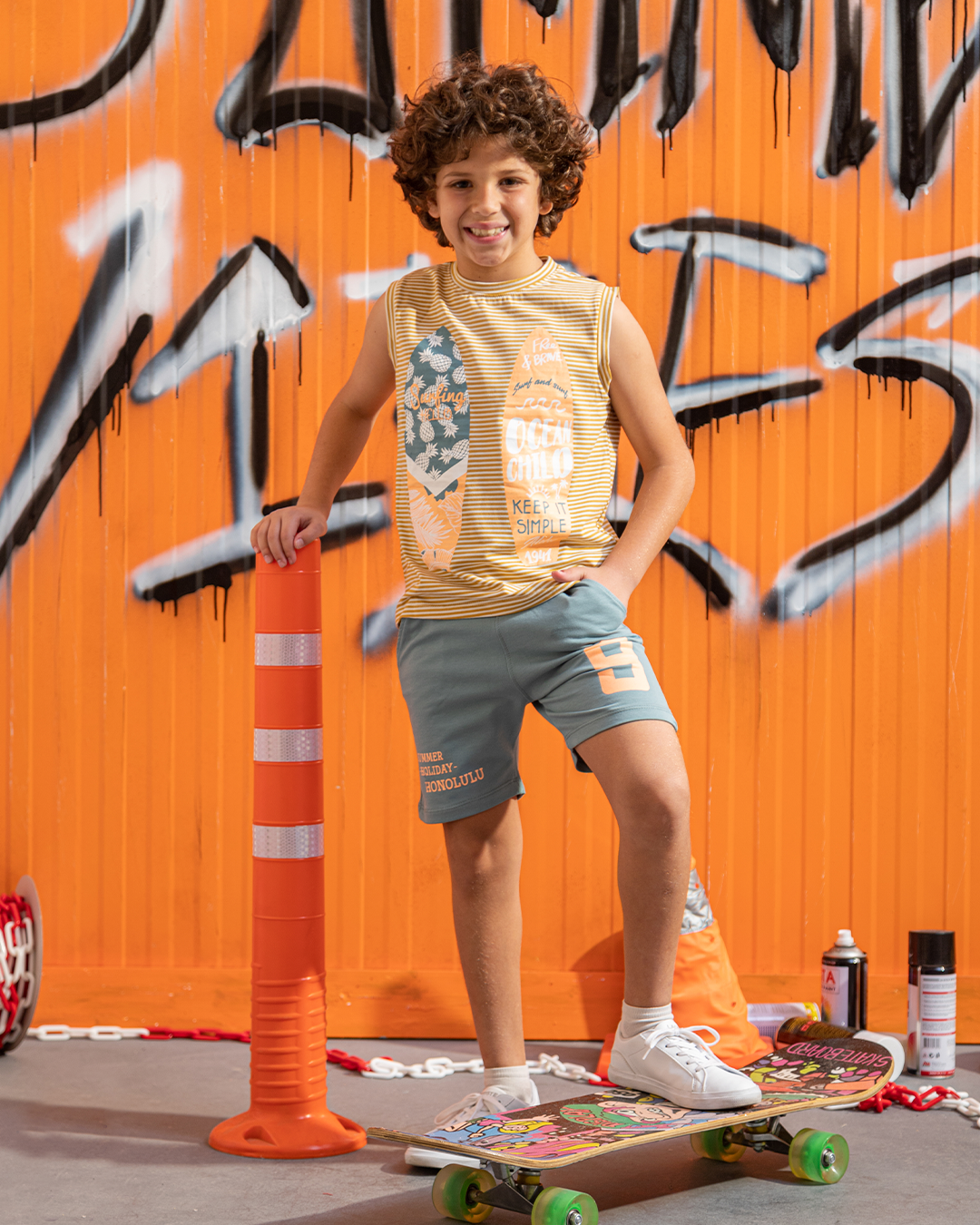 surfing hello بيجامه اولادي