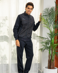 Plain men's pajamas with a micro zipper