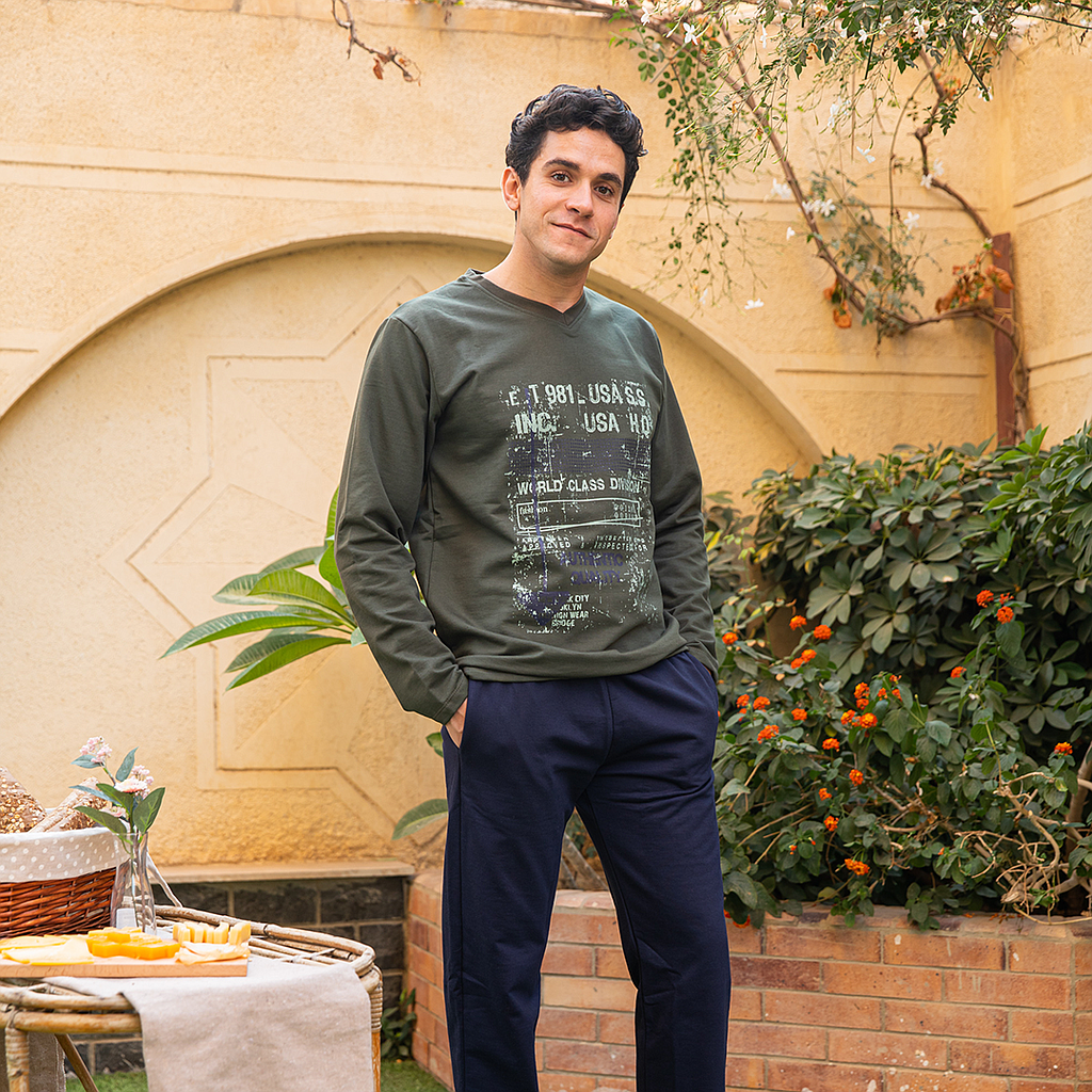 E.T981-USA  Vبيجاما رجالى