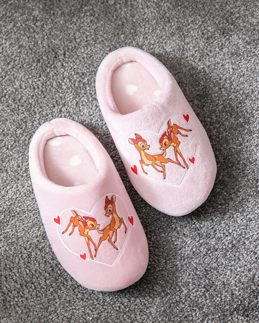 بانتوفلي شخصية بمبي بناتي وحريمي