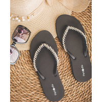 Women's slippers embroidered with pearl beads