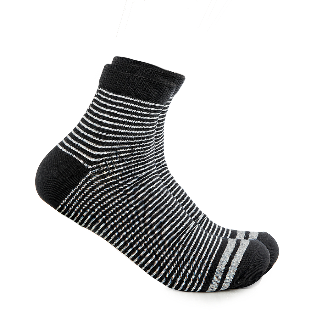 رجالي هاف سوكيت ليكرا