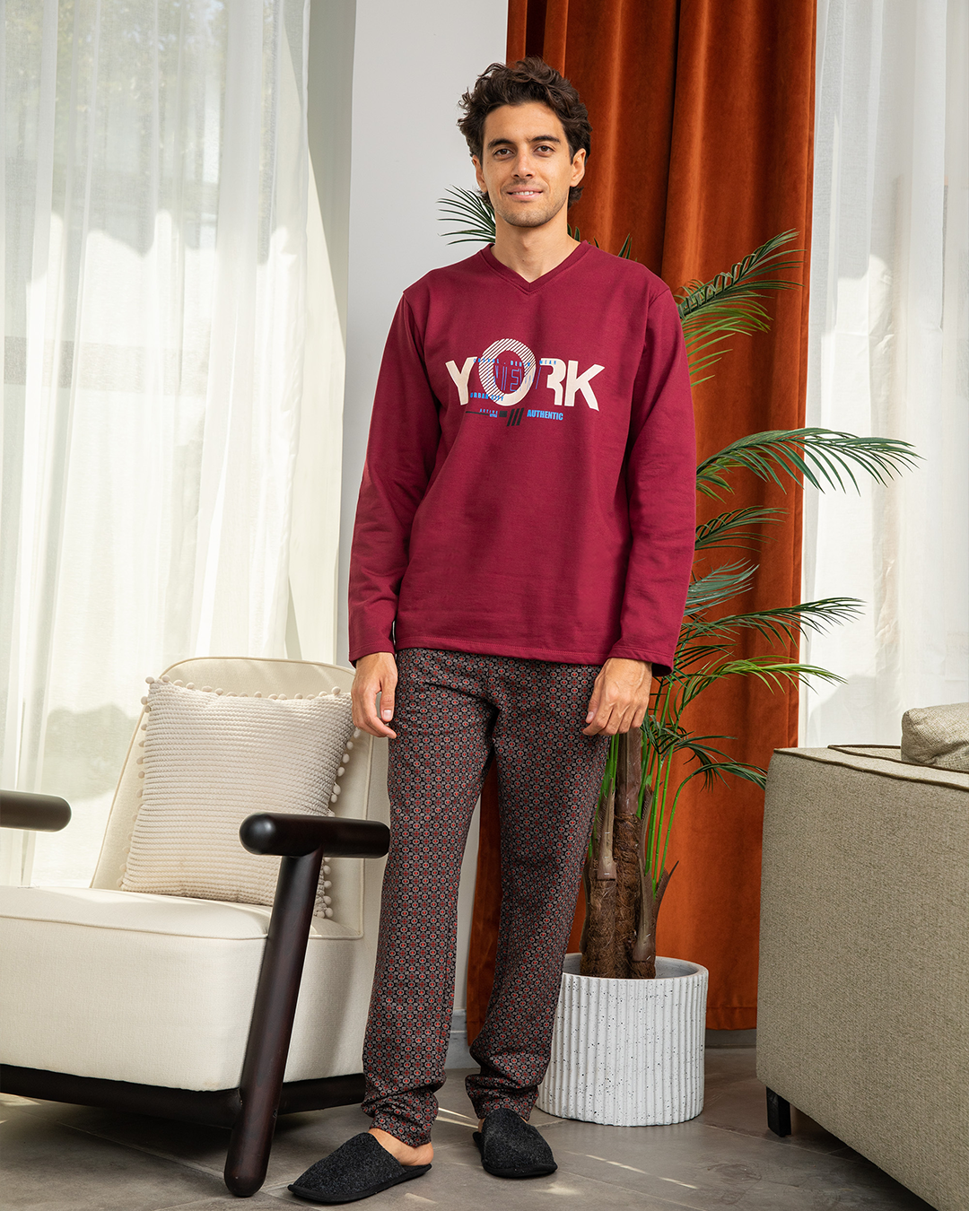 York ميلتون  V بيجاما رجالي