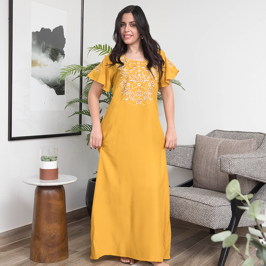 قميص فسكوز 3 نص كم ساده مطرز ورد