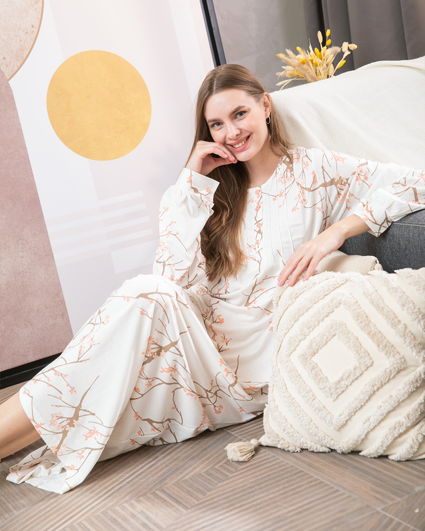 قميص نوم حريمي طويل بكم راوند زراير اوراق الشجر