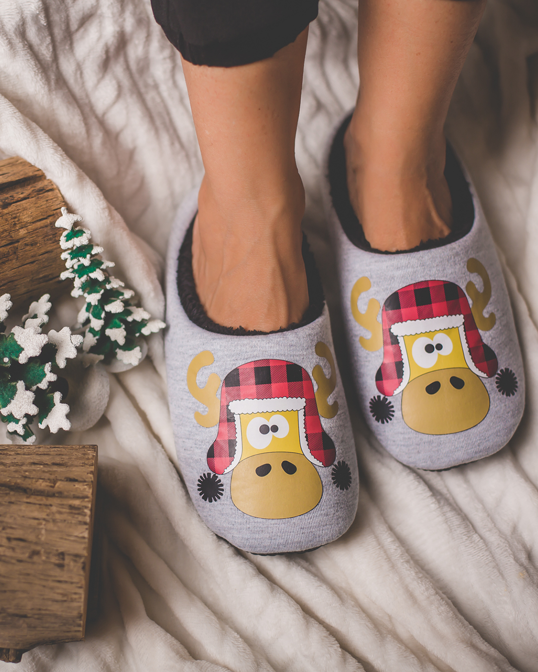 Women's Rain Deer Slippers