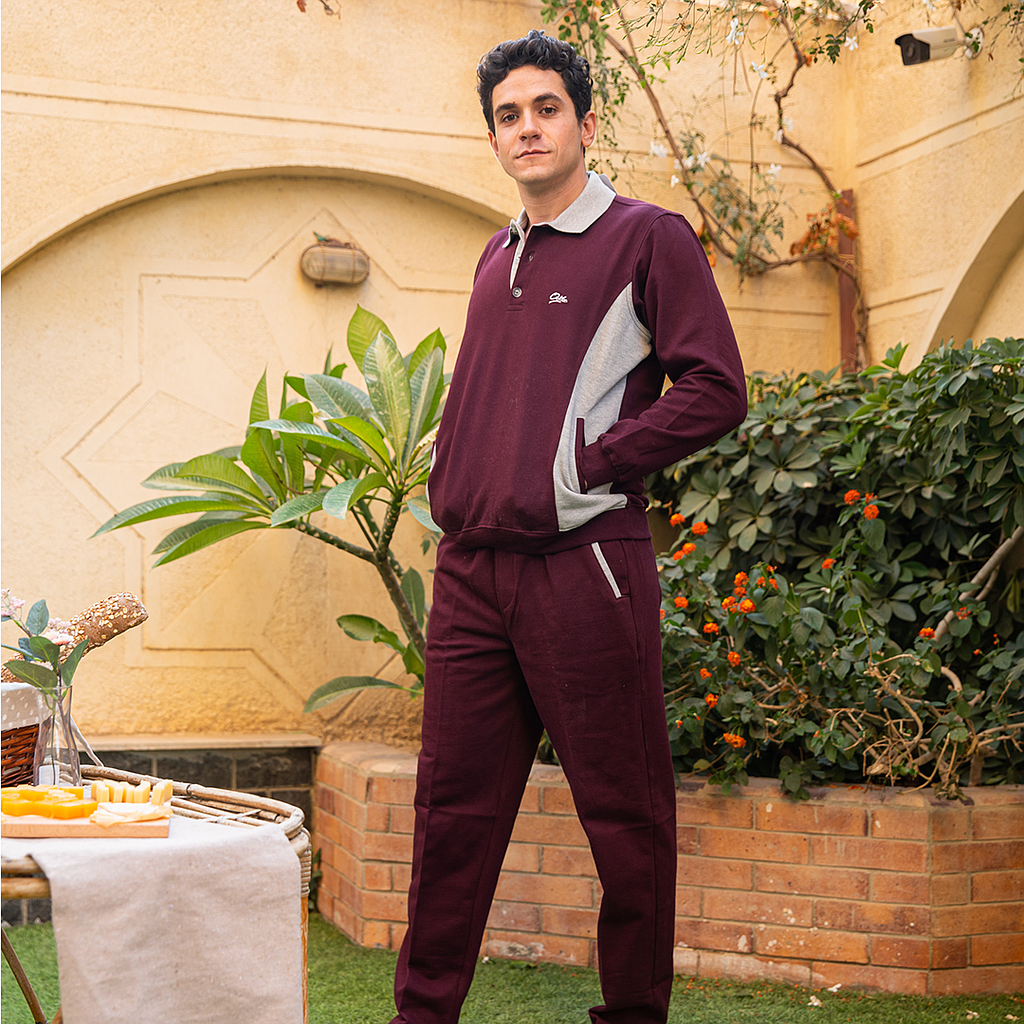 Turning collar with buttons 