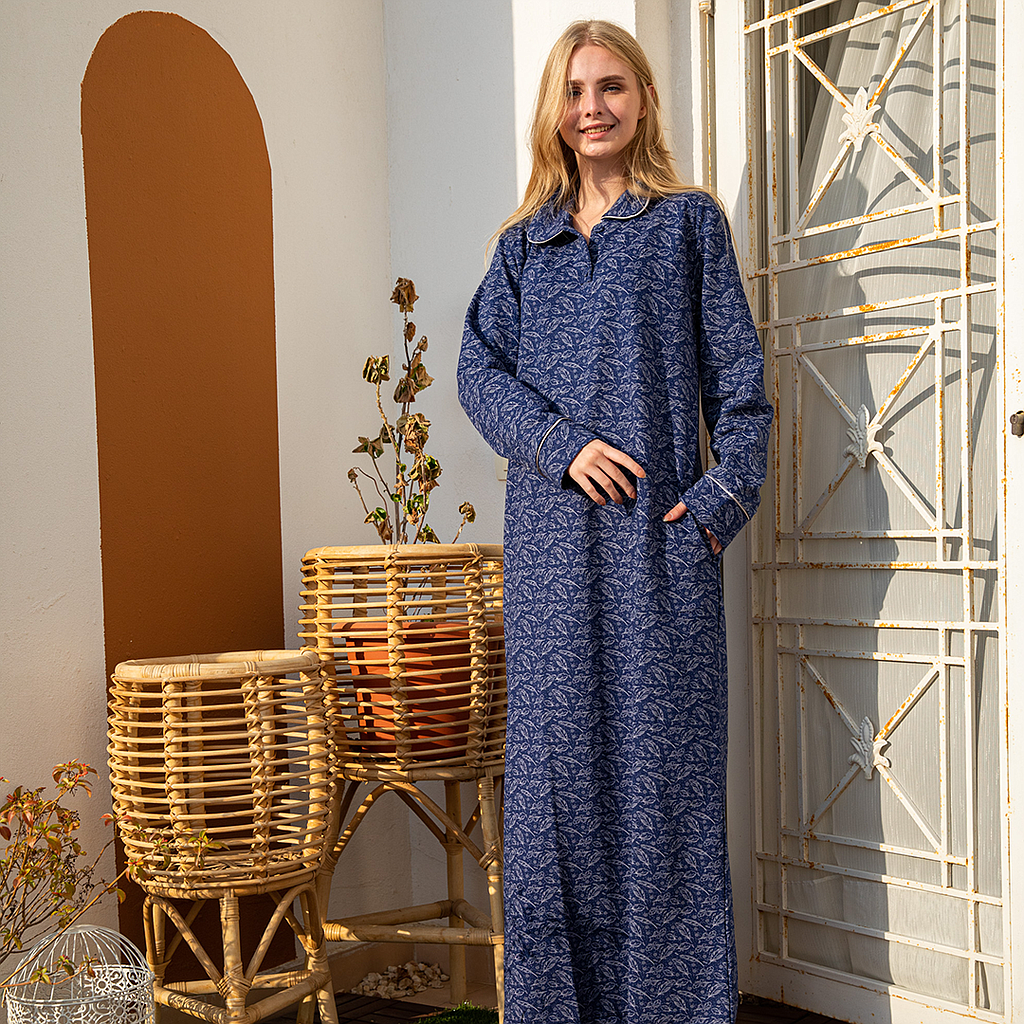 قميص حريمي نقشه الريشه بياقه