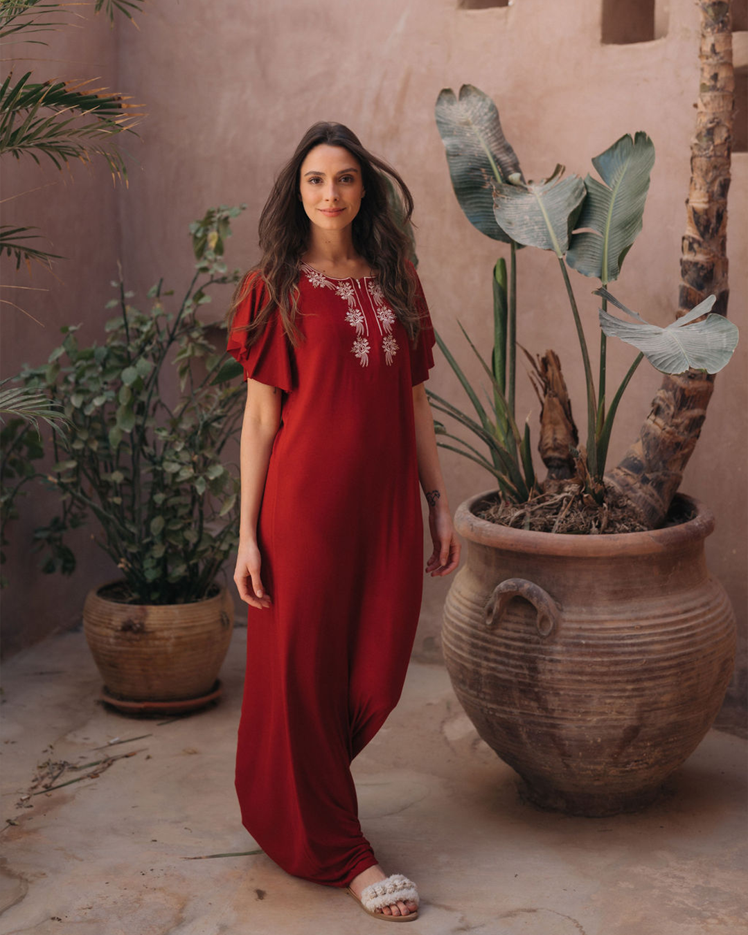 جلابيه حريمي نص كم مروحه ساده سوسته