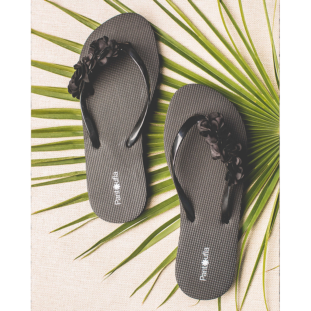 شبشب حريمي ورده هاندميد