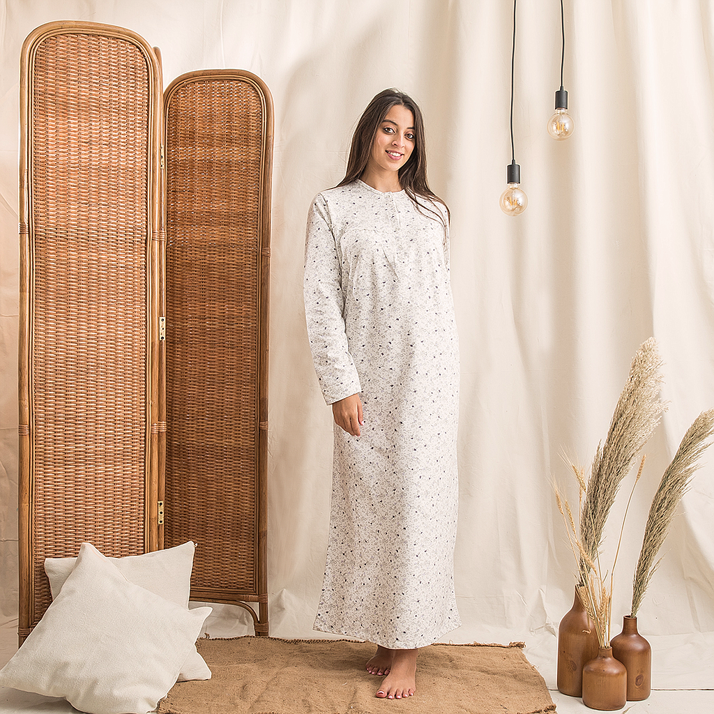 قميص نوم مشجر بسفره