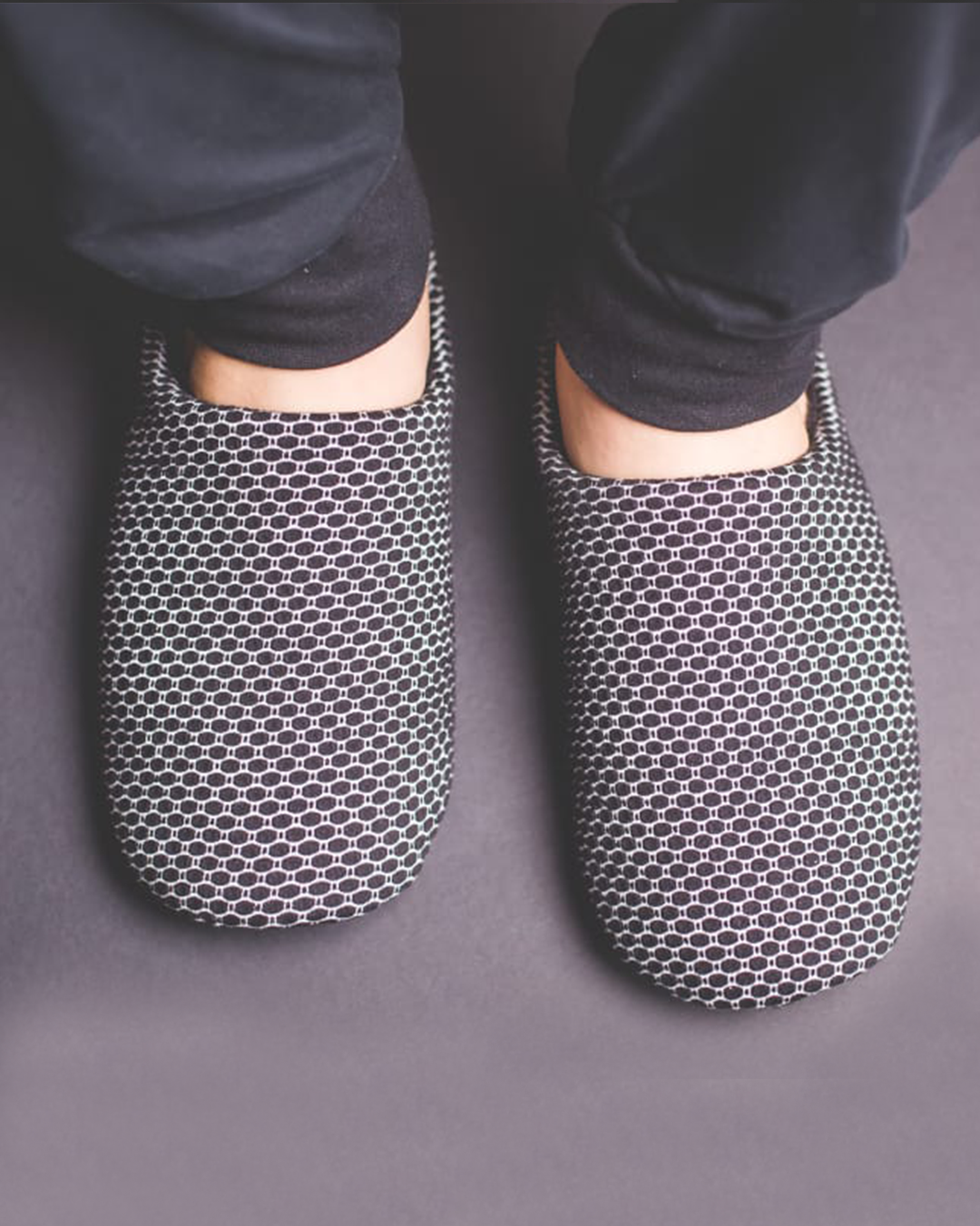 Elegant men's slippers