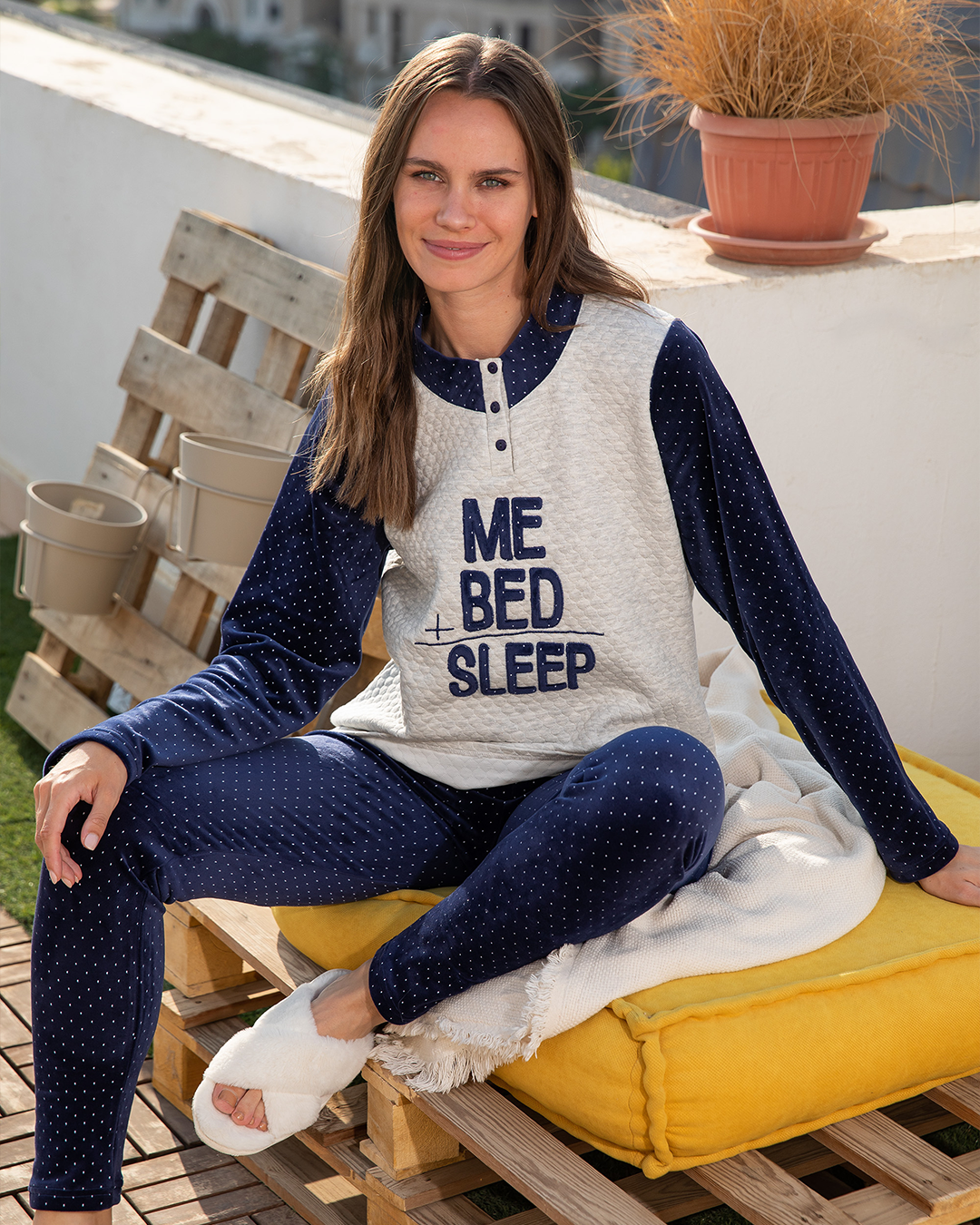 me+bed=sleep بيجامه حريمي