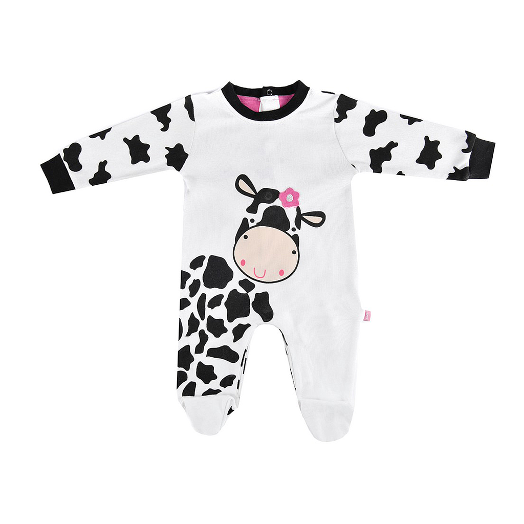 Salopit, girls, a cow with a bow