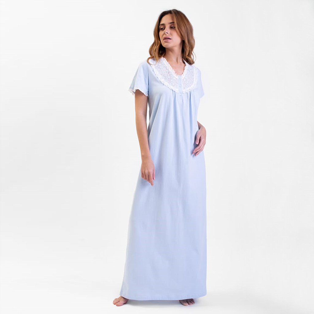 قميص نص كم بزراير ودانتيل علي الصدر (نتاشا)