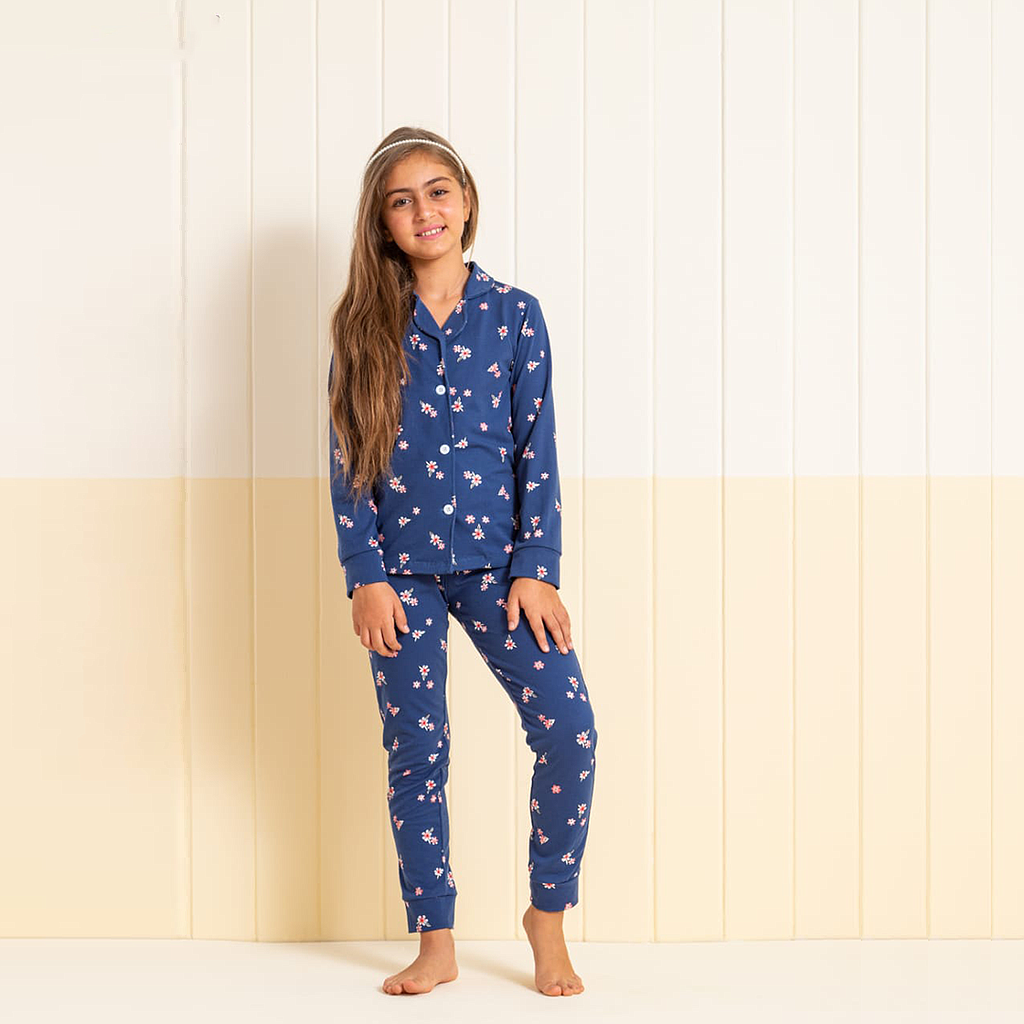 Girls' pajamas, a flower with long sleeves