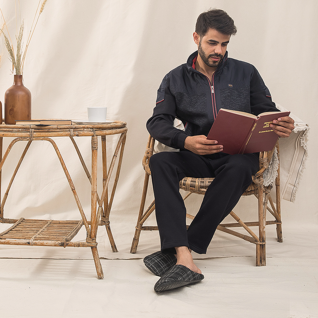 Men's Milton pajamas with a belt on the chest
