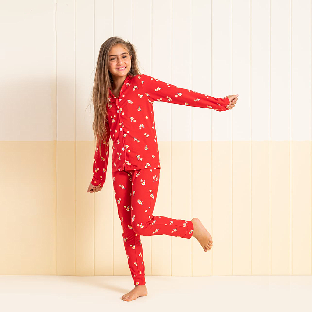 Rose pajamas with a buttoned garconette sleeve