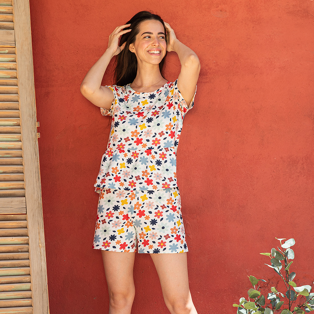 بيجاما حريمي شورت ورد