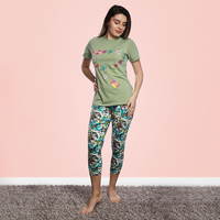 بيجاما عصفوره ورد بنتاكور