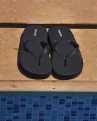 Plain black men's slippers