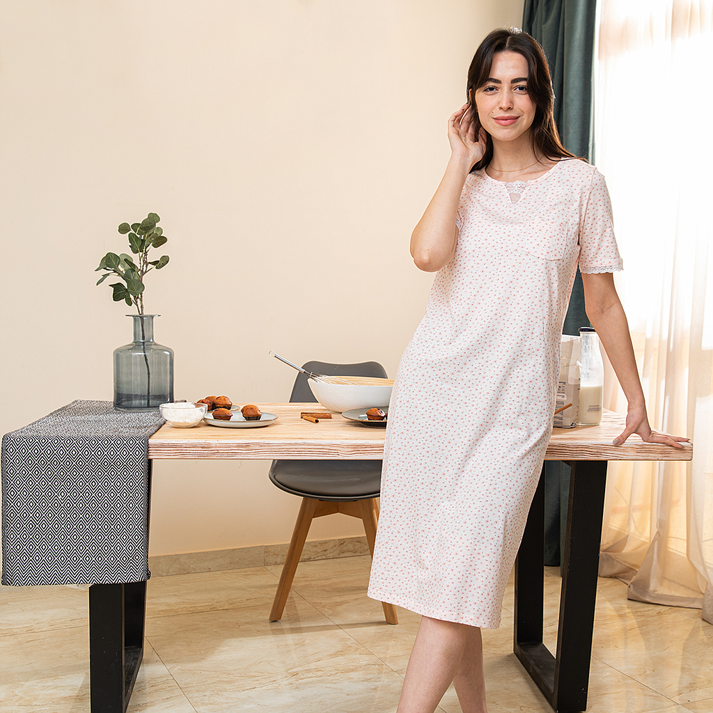 Cash mayo, lace roses on the chest