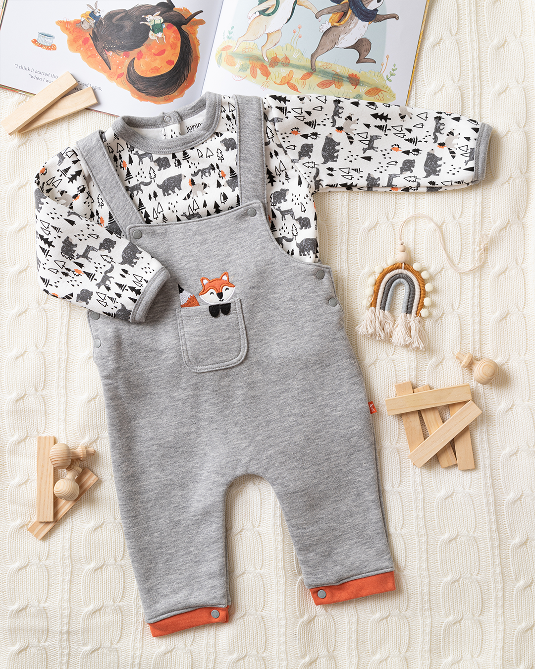 baby littel Boys printed bodysuit set