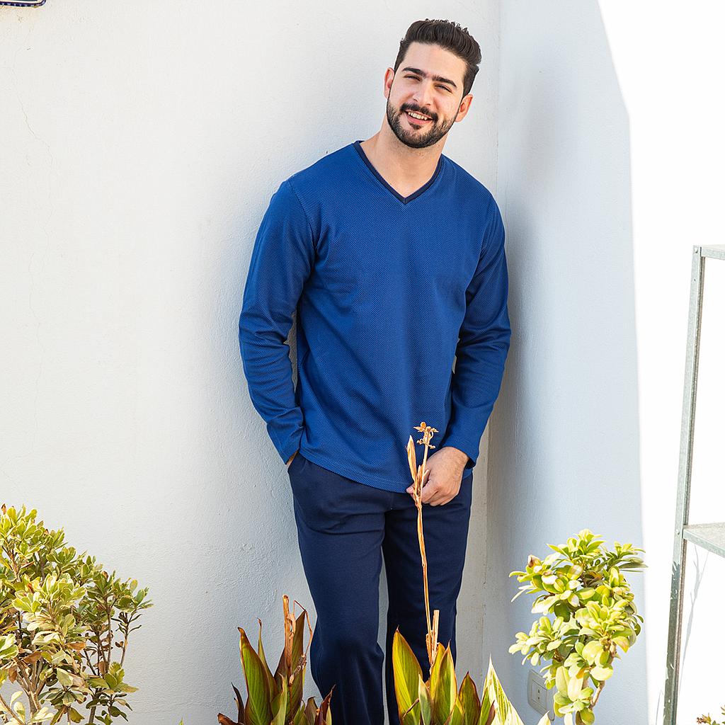 Men's pajamas with a small square print 