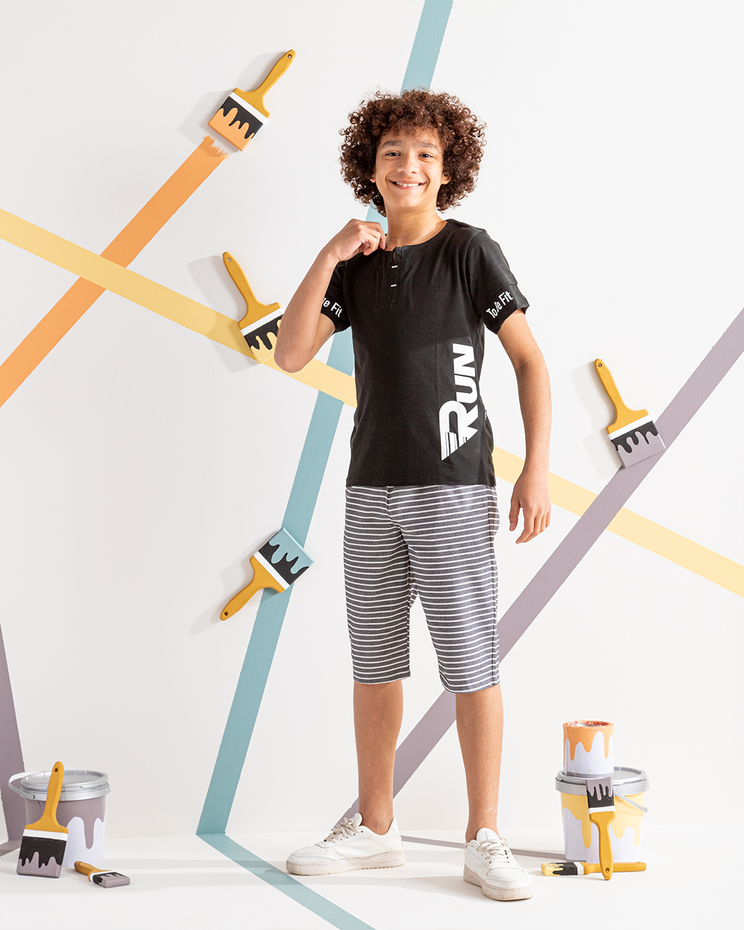 The runner بيجامه اولادي بنتاكور