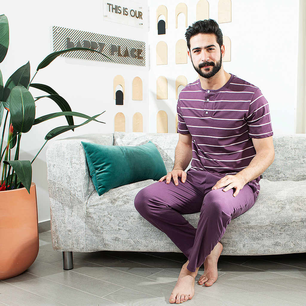 بيجاما رجالي مقلم
