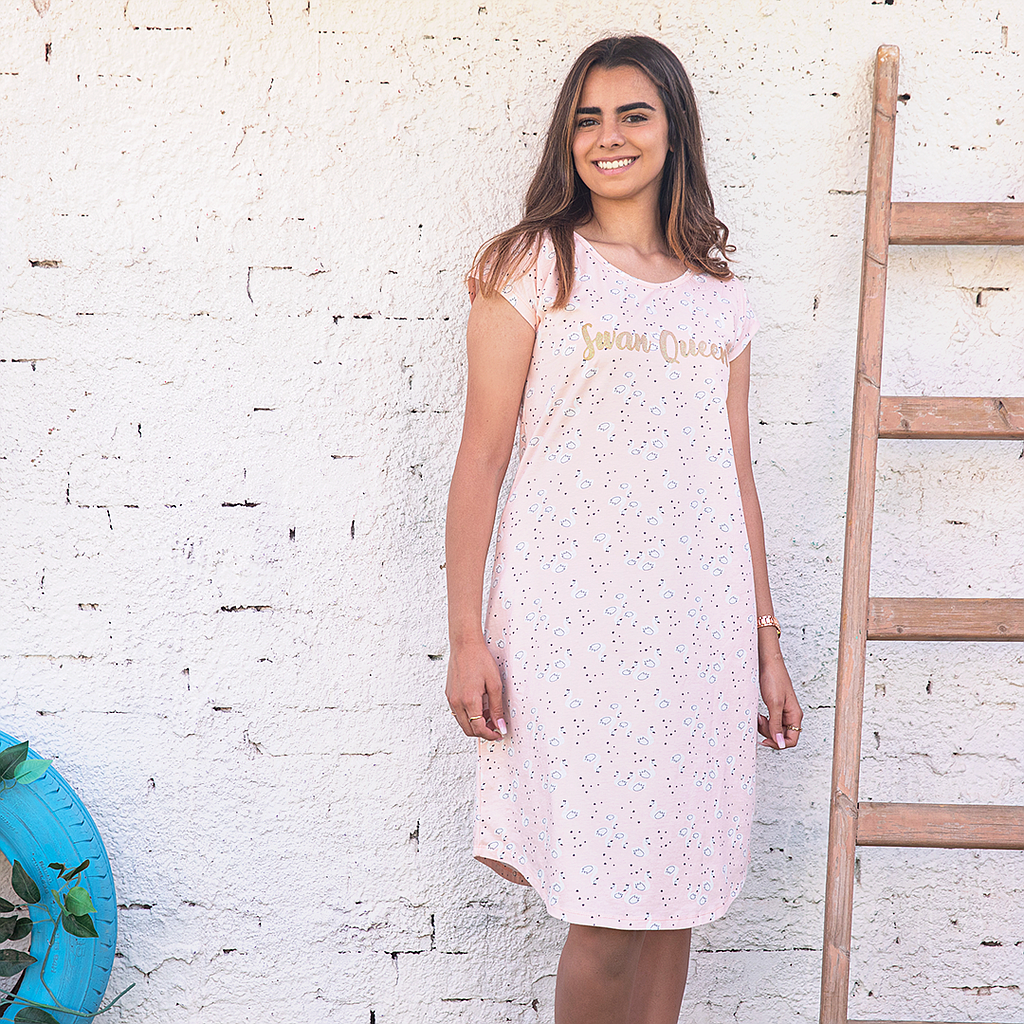 نايت شيرت مطبوع Swan queen