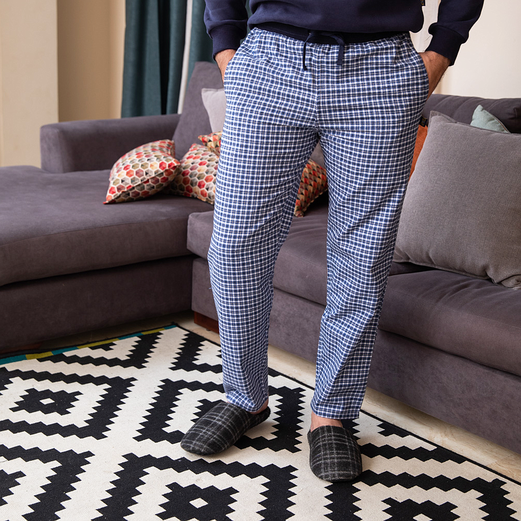 Check fabric trousers