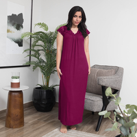 Lace nightshirt on the chest with ruffles