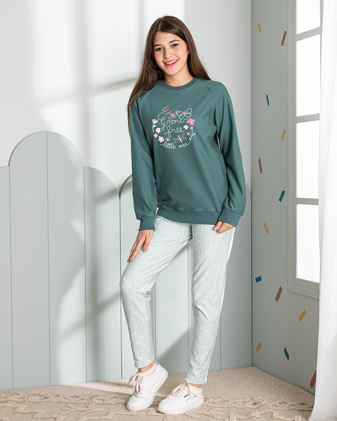 Grow Free طقم بناتي مطبوع