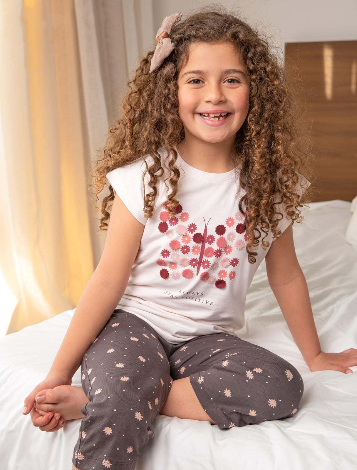 positive بيجامه بناتي فراشه