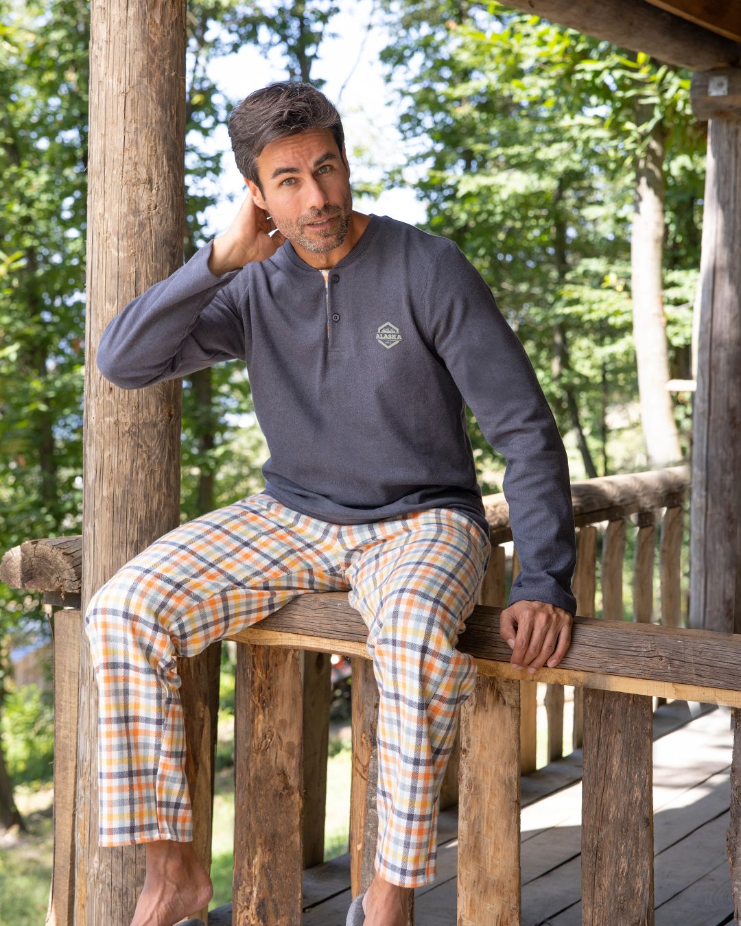 Alaska بيجامة رجالي كشمير سادة × فييلا كاروه