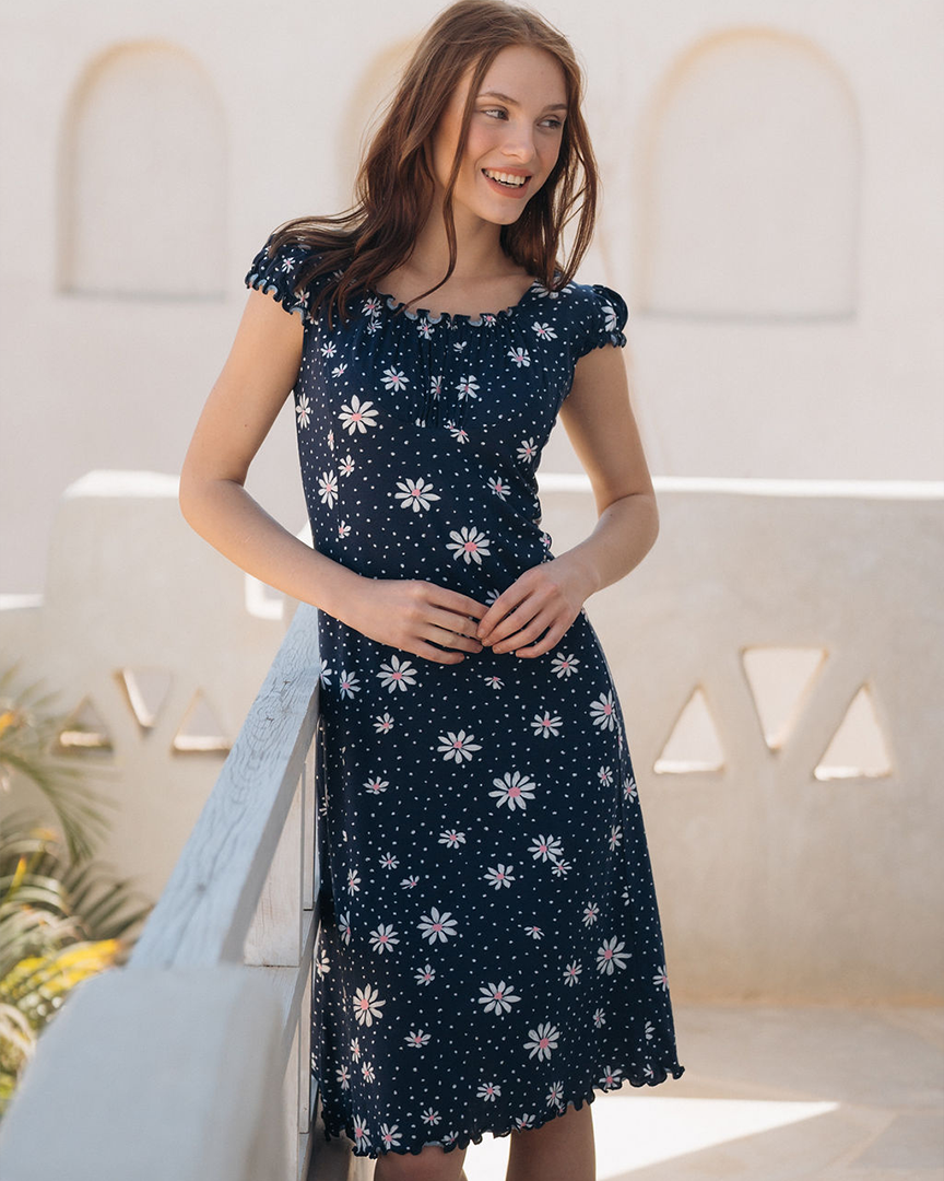 قميص حريمي جابونيز قصير منقط ورد