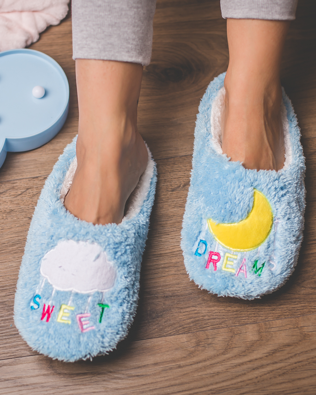 SWEET DREAMS Women's slippers