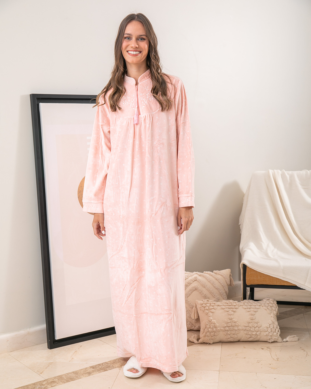 Long women's shirt with a zipper on the chest