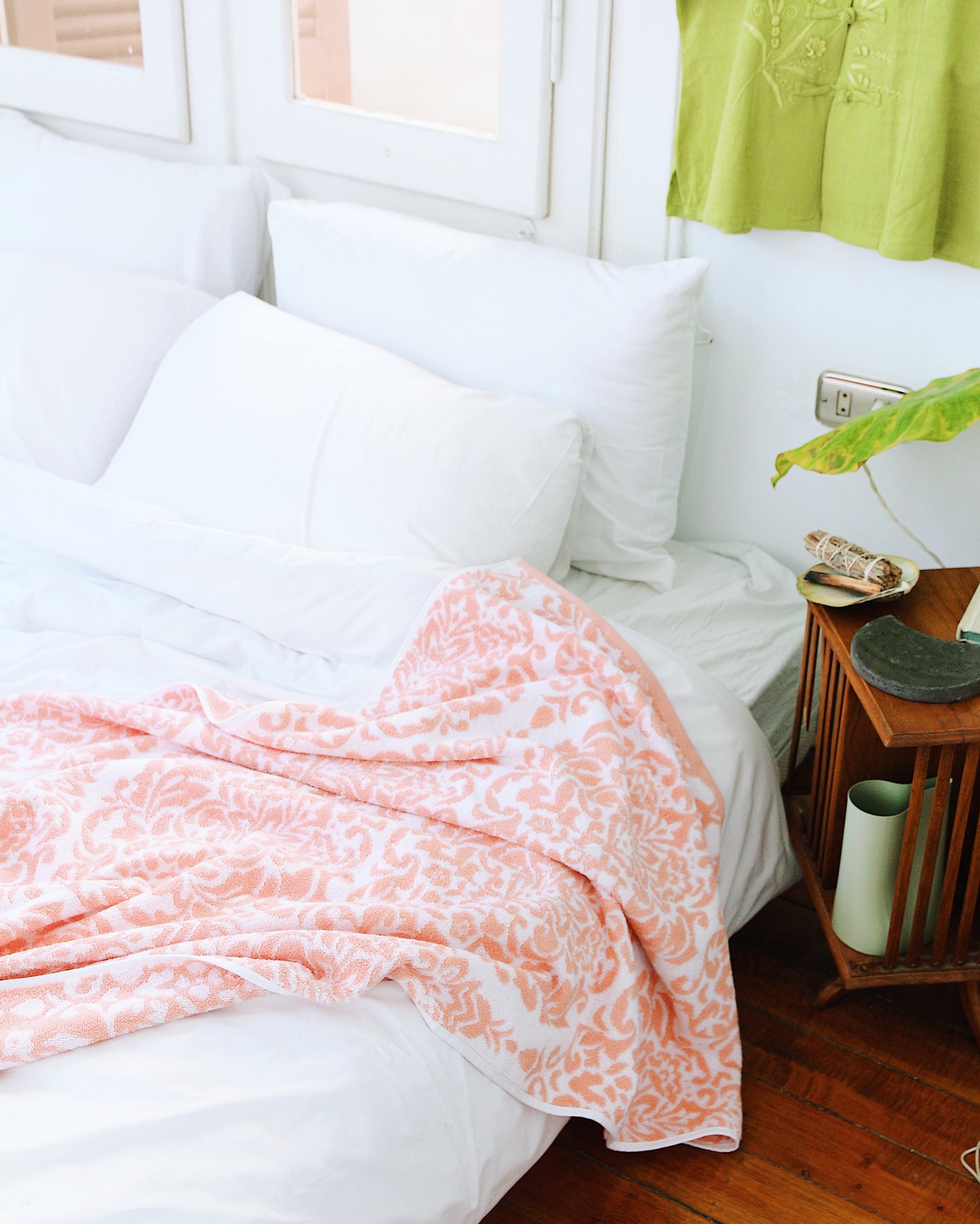 MEDALIION 140*70 فوط مقاس