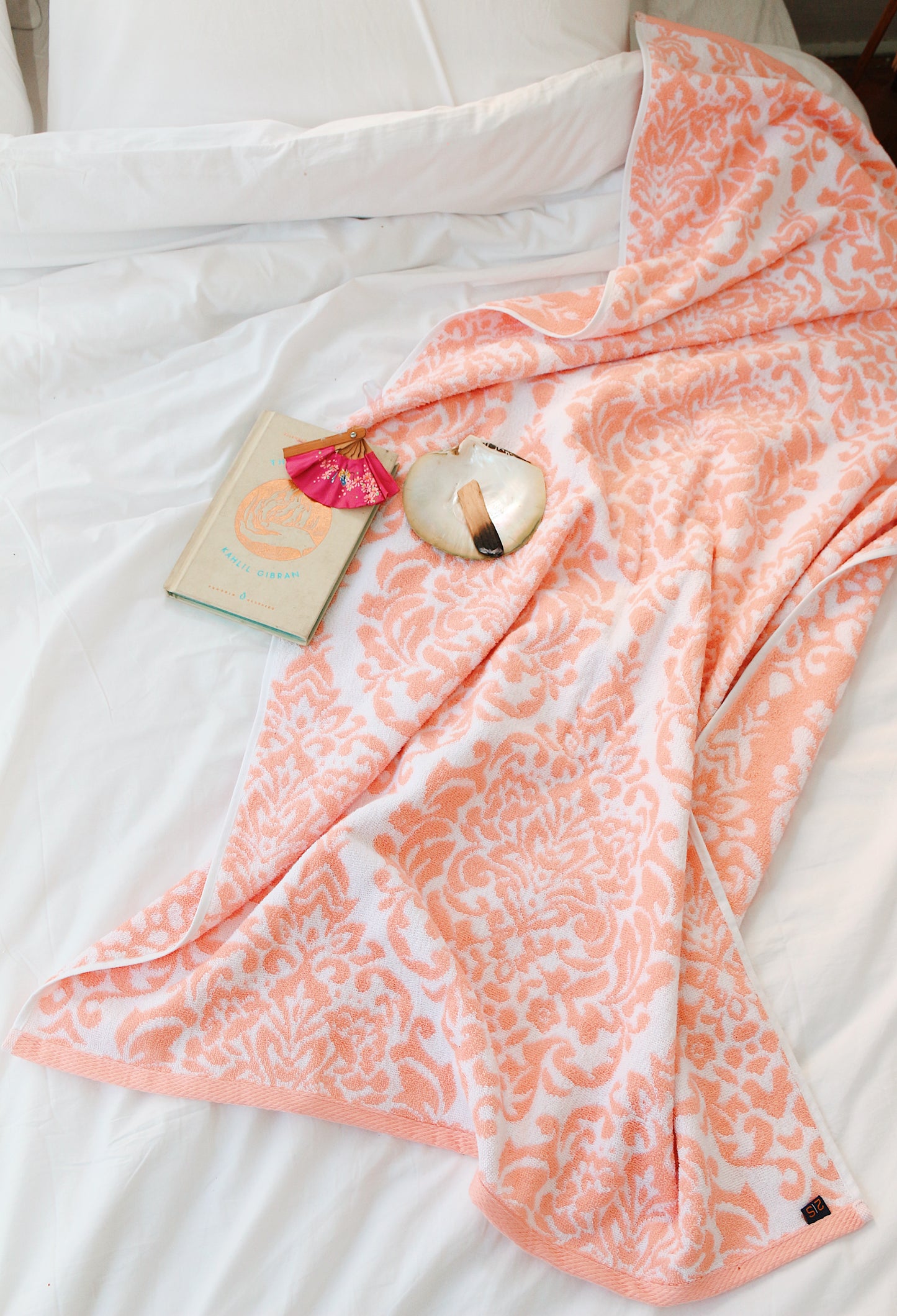 MEDALIION 140*70 فوط مقاس