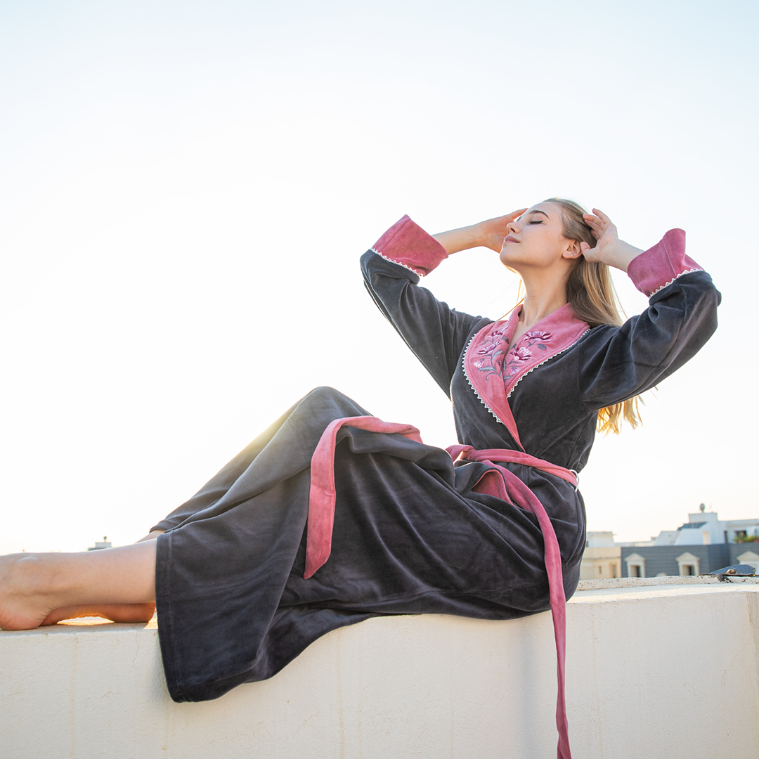 Women's robe rose on the chest